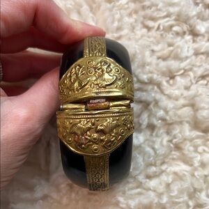 Vintage Black Resin and Gold Hinged Bracelet